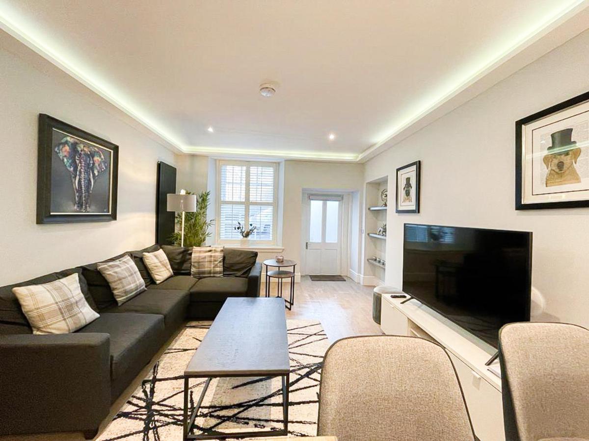 Modern 3 Bedroom Apartment, West End Edimburgo Exterior foto